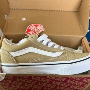Kids vans old skool size 13 brand new